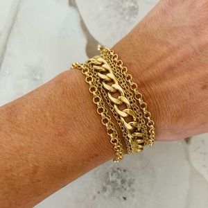 ⛄️HOLIDAY BUNDLE 25% off 3 or More